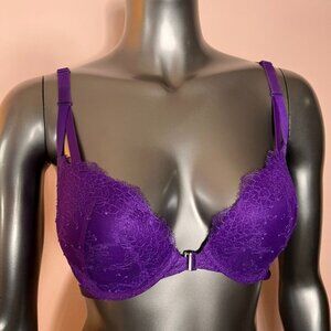 NWOT VS Front Closure 32DD Purple Lace Push-up Strappy Bra